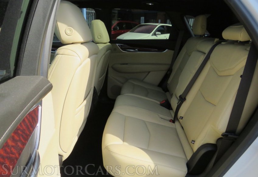 2018 Cadillac XT5 - Image 31