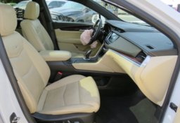 2018 Cadillac XT5 - Image 24