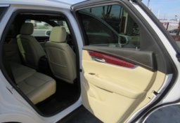 2018 Cadillac XT5 - Image 28