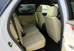 2018 Cadillac XT5 - Image 30