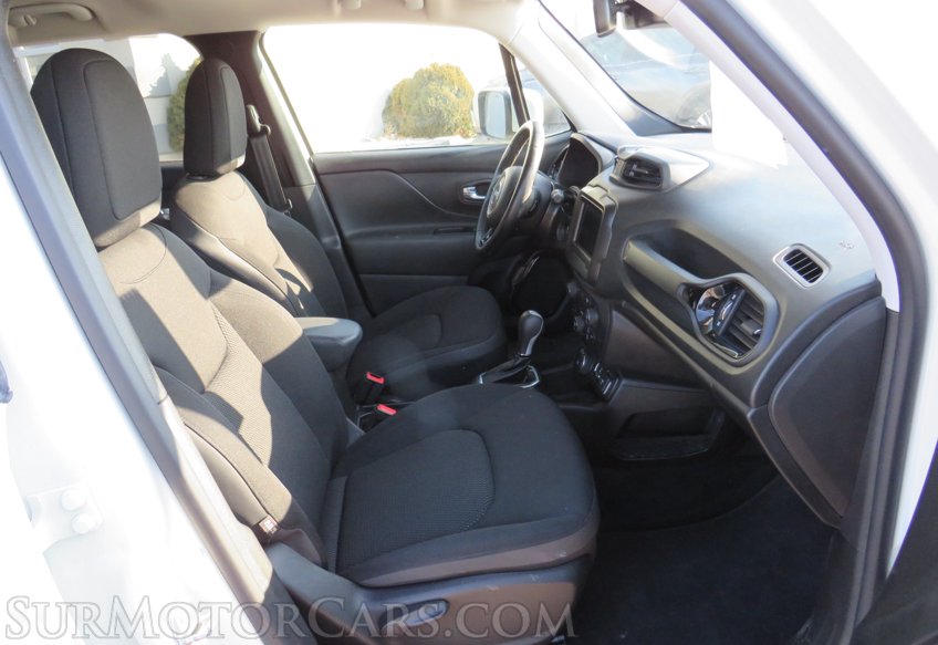 2020 Jeep Renegade - Image 34