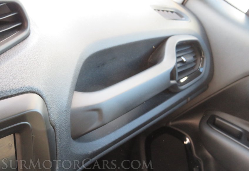 2020 Jeep Renegade - Image 51