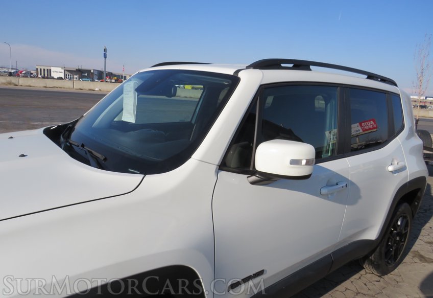 2020 Jeep Renegade - Image 20