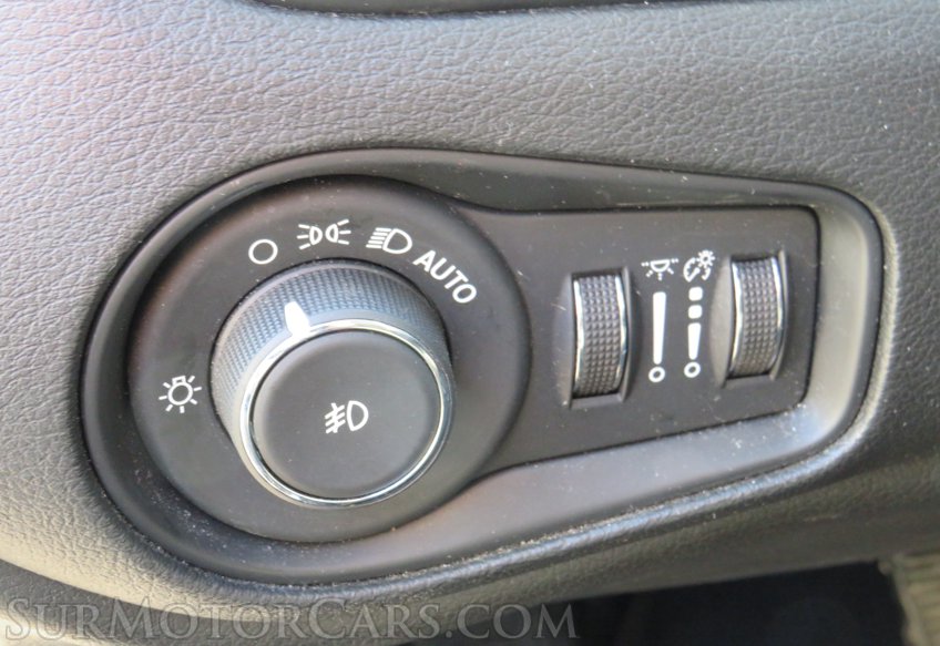 2020 Jeep Renegade - Image 54