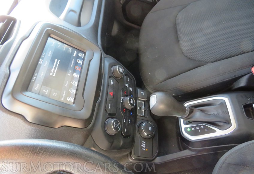 2020 Jeep Renegade - Image 45