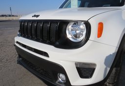 2020 Jeep Renegade - Image 14