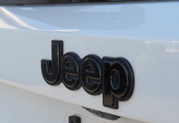 2020 Jeep Renegade - Image 22