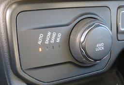 2020 Jeep Renegade - Image 56