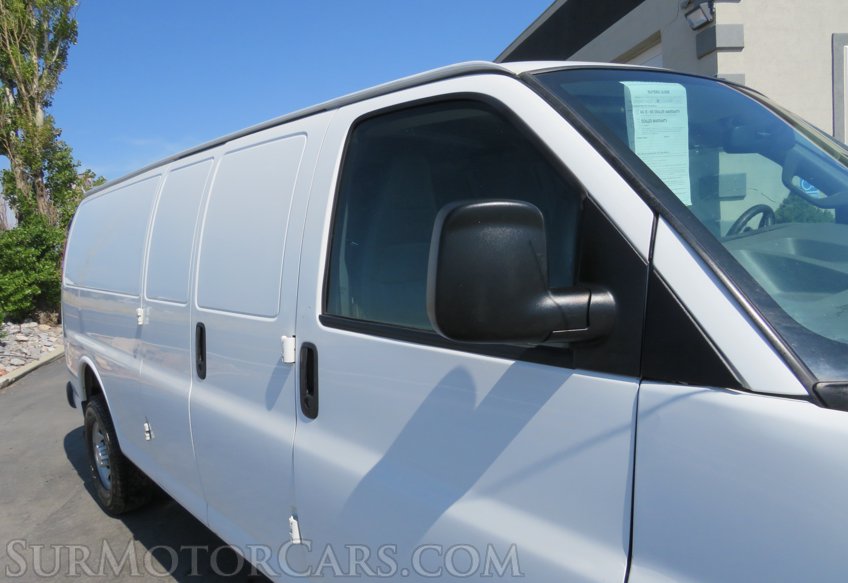2019 Chevrolet Express Cargo Van - Image 15