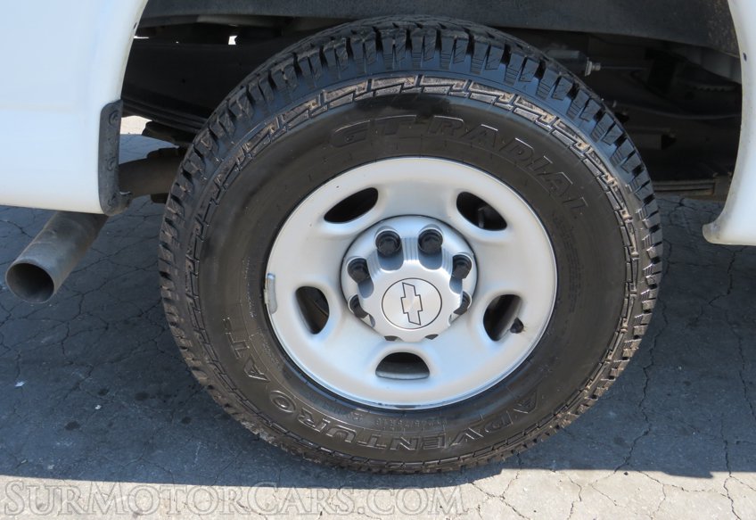 2019 Chevrolet Express Cargo Van - Image 43