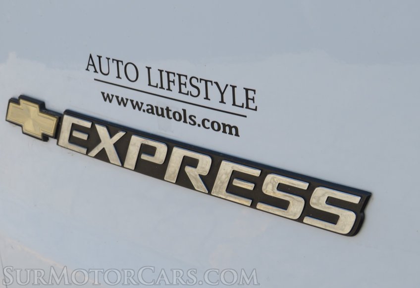 2019 Chevrolet Express Cargo Van - Image 22