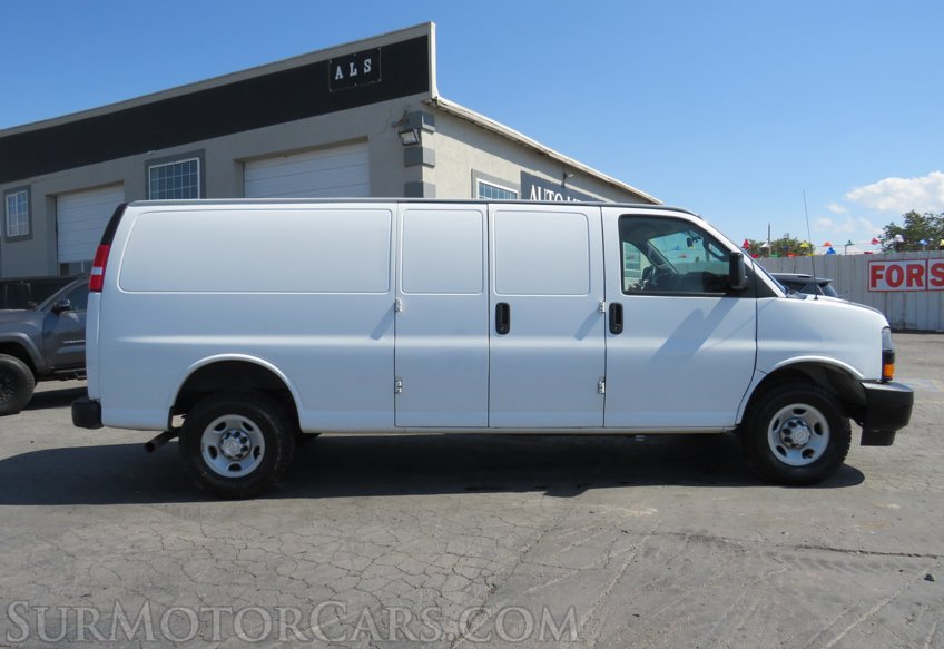 2019 Chevrolet Express Cargo Van - Image 9