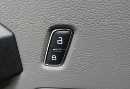 2020 Ford F-150 - Image 36