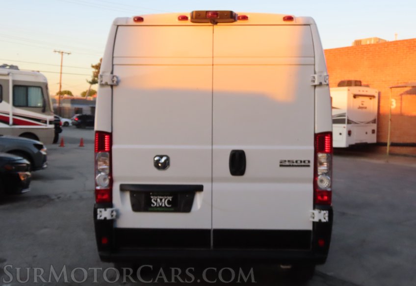 2025 Ram ProMaster - Image 11