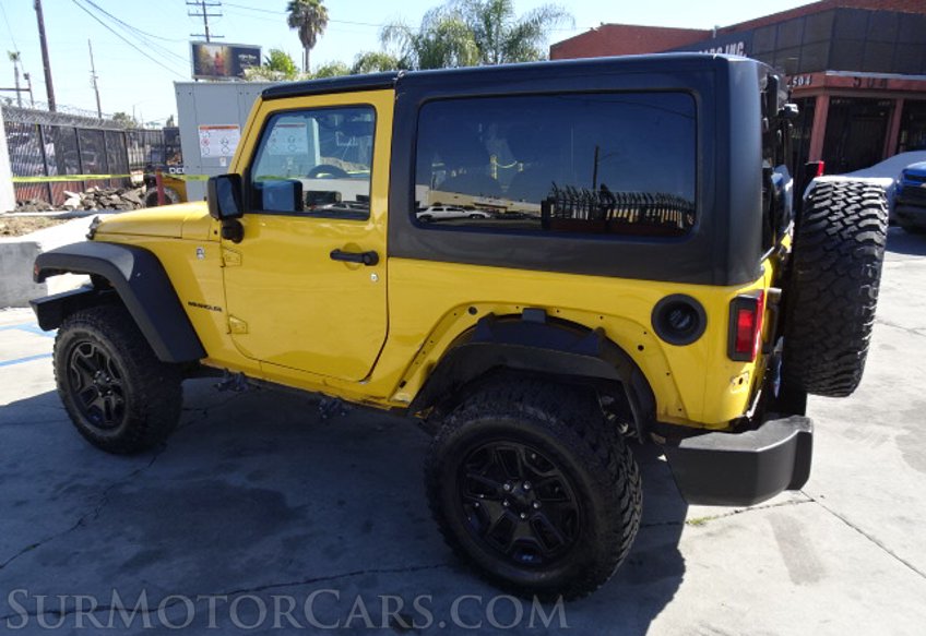 2015 Jeep Wrangler - Image 9