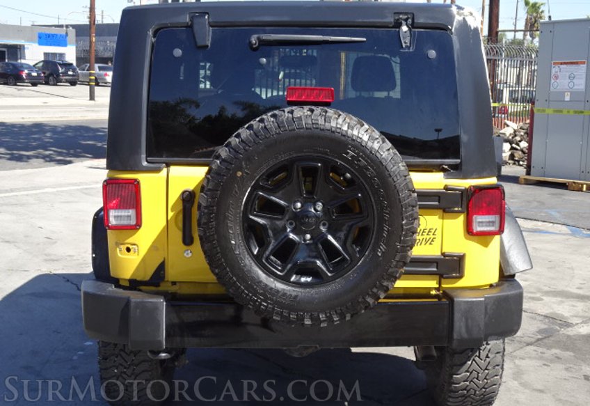2015 Jeep Wrangler - Image 12