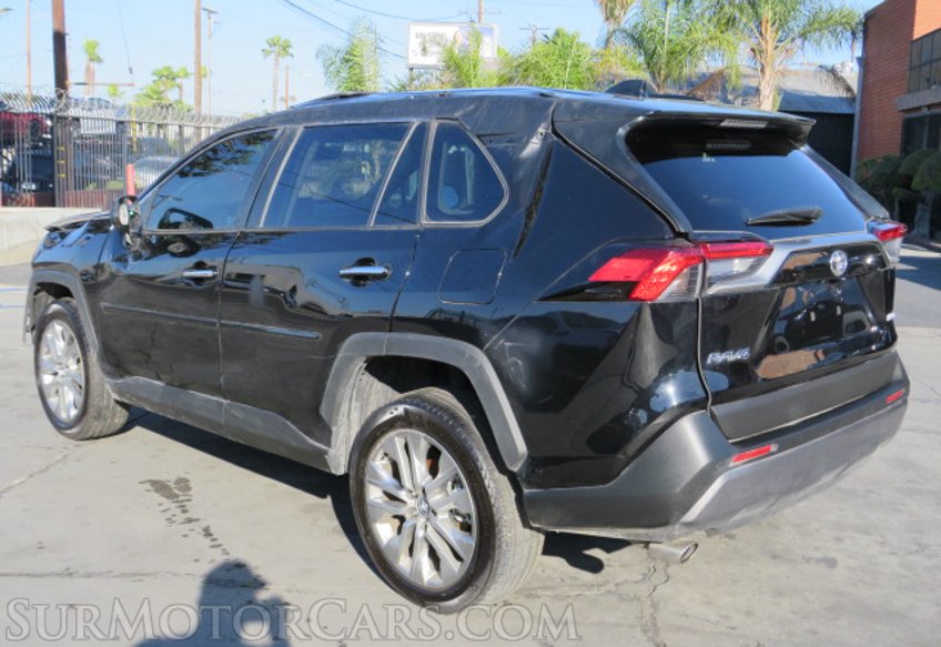 2021 Toyota RAV4 - Image 9