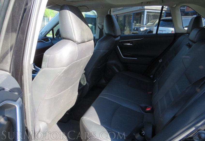 2021 Toyota RAV4 - Image 30