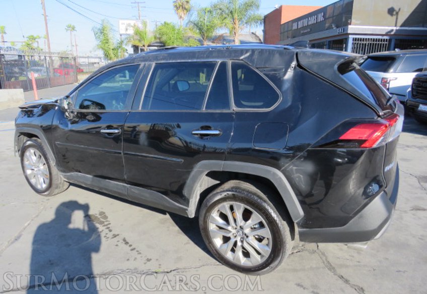 2021 Toyota RAV4 - Image 10