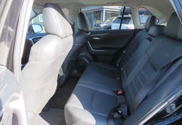 2021 Toyota RAV4 - Image 29