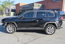 2021 Toyota RAV4 - Image 5