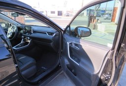 2021 Toyota RAV4 - Image 20