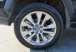 2021 Toyota RAV4 - Image 18