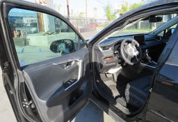 2021 Toyota RAV4 - Image 19