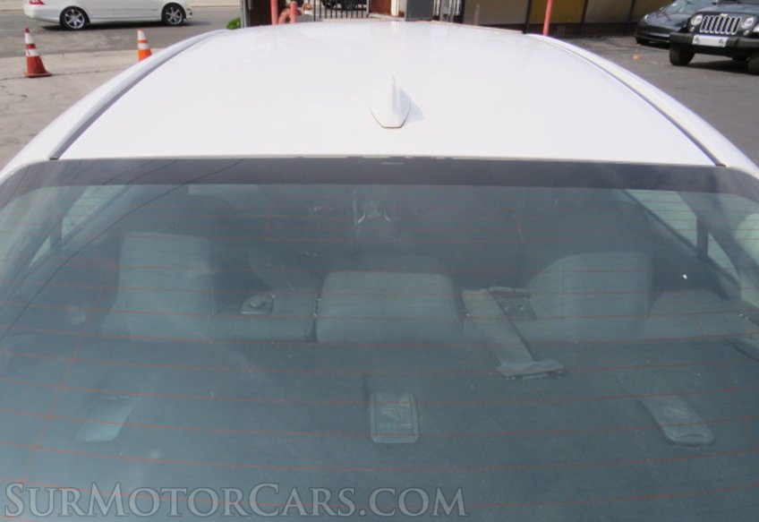 2021 Toyota Corolla - Image 15