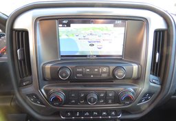 2018 Chevrolet Silverado 1500 - Image 38