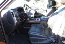 2018 Chevrolet Silverado 1500 - Image 29