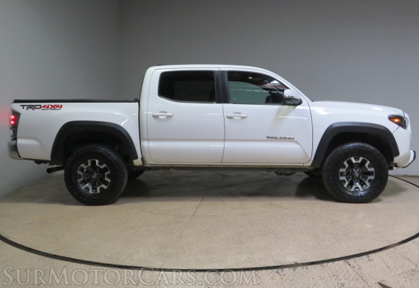2022 Toyota Tacoma - Image 10