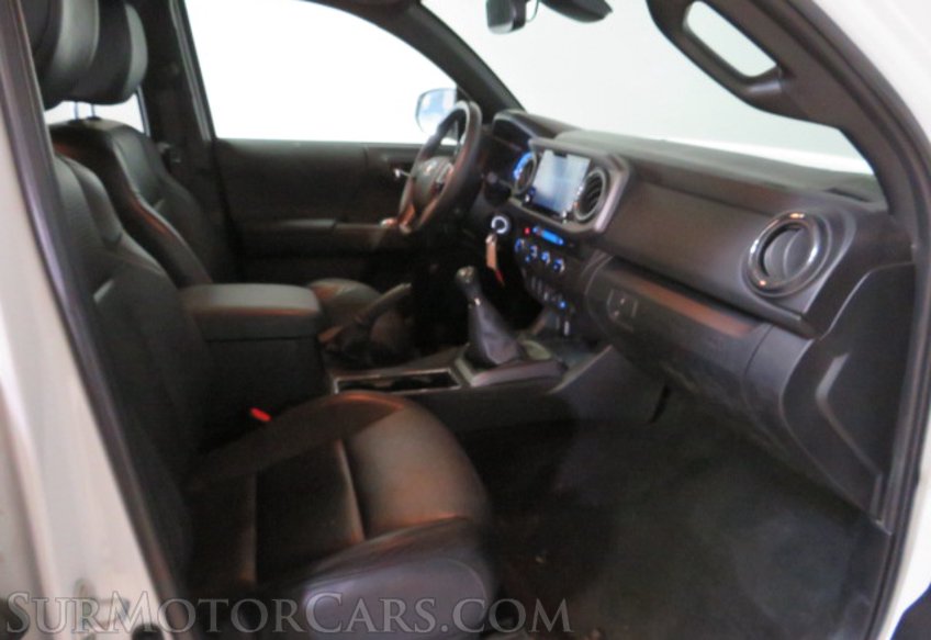 2022 Toyota Tacoma - Image 22