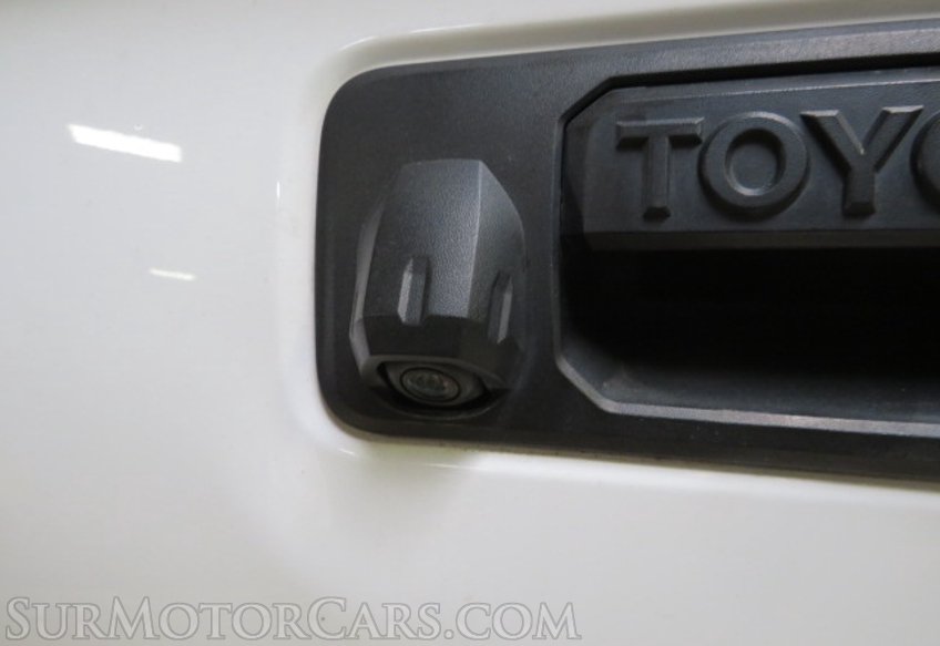 2022 Toyota Tacoma - Image 18