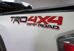 2022 Toyota Tacoma - Image 14