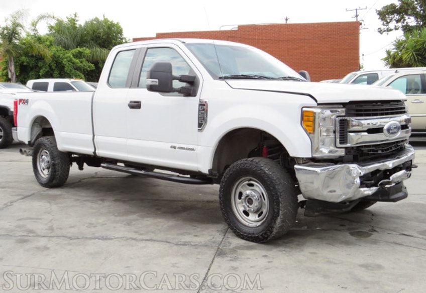 2017 Ford Super Duty F-250 SRW - Image 4