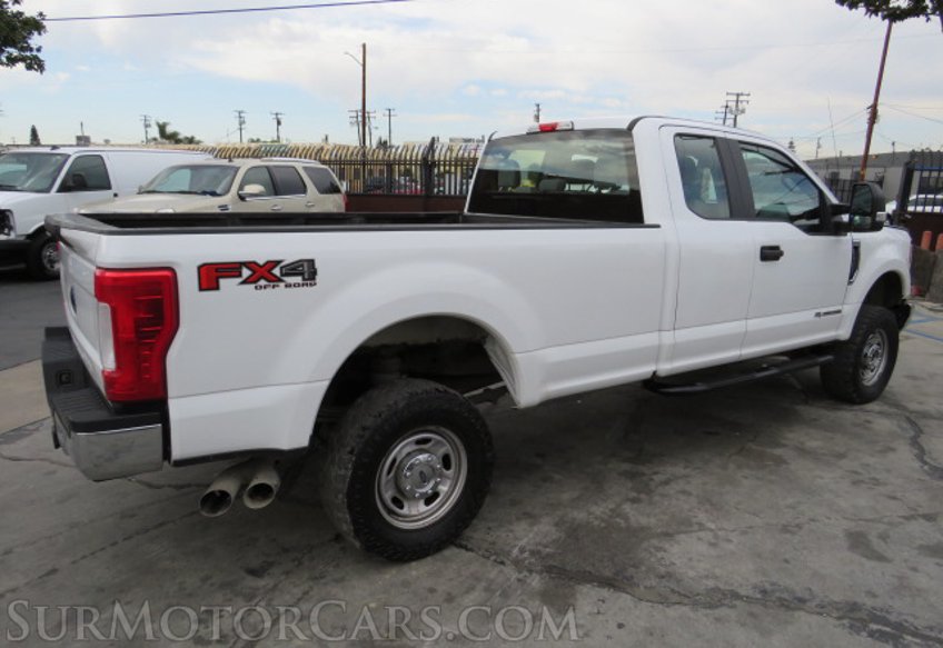 2017 Ford Super Duty F-250 SRW - Image 9