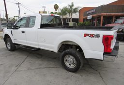 2017 Ford Super Duty F-250 SRW - Image 10