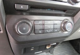 2017 Ford Super Duty F-250 SRW - Image 37
