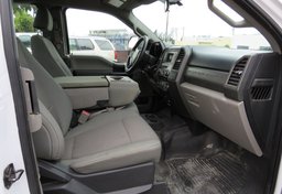 2017 Ford Super Duty F-250 SRW - Image 27