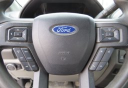 2017 Ford Super Duty F-250 SRW - Image 41