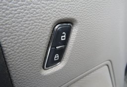 2017 Ford Super Duty F-250 SRW - Image 47