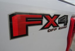 2017 Ford Super Duty F-250 SRW - Image 20