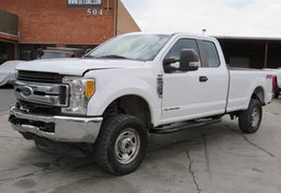2017 Ford Super Duty F-250 SRW - Image 3