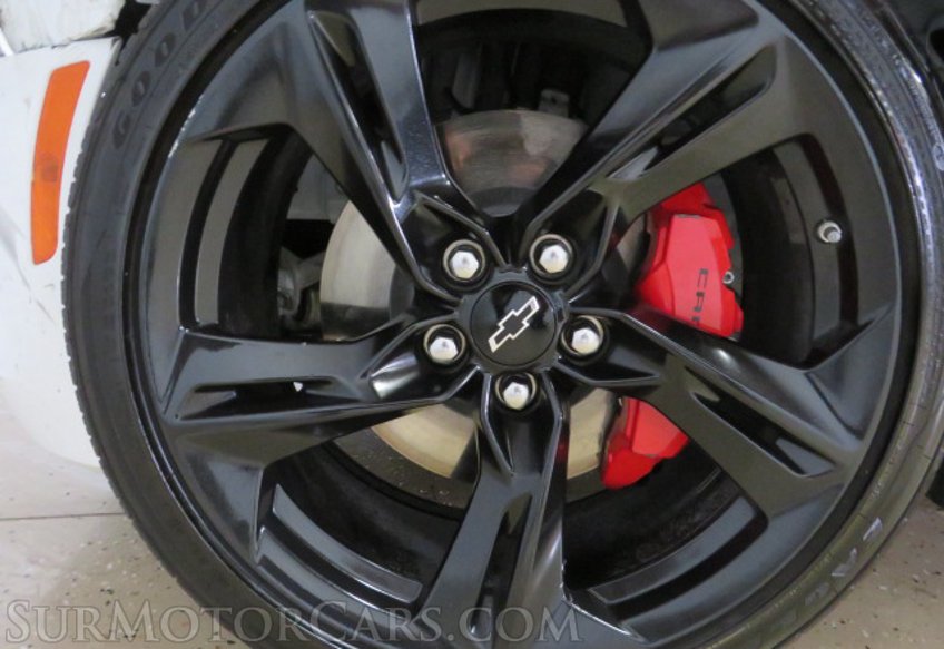 2021 Chevrolet Camaro - Image 16