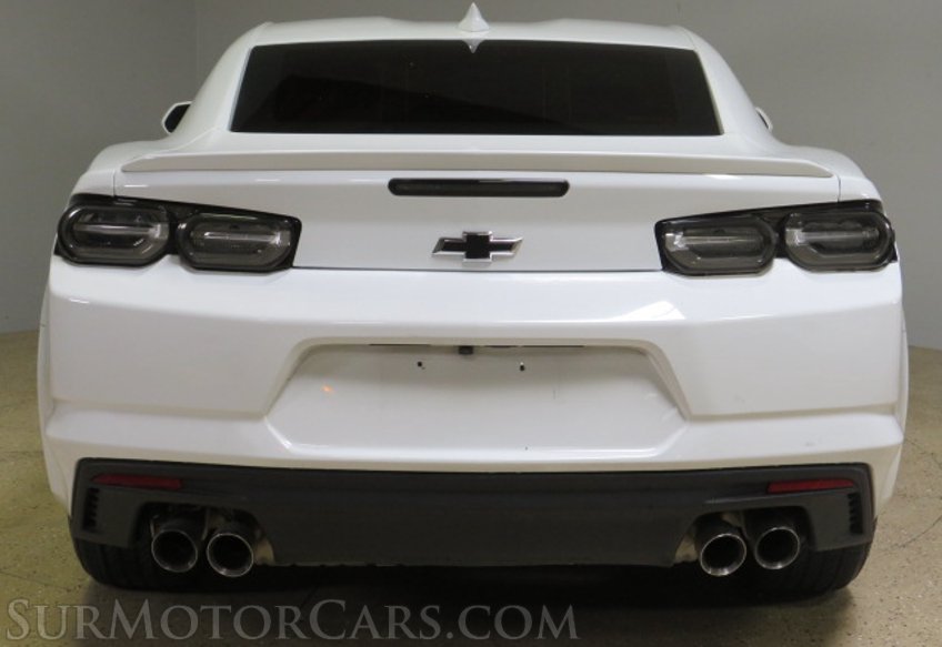 2021 Chevrolet Camaro - Image 11