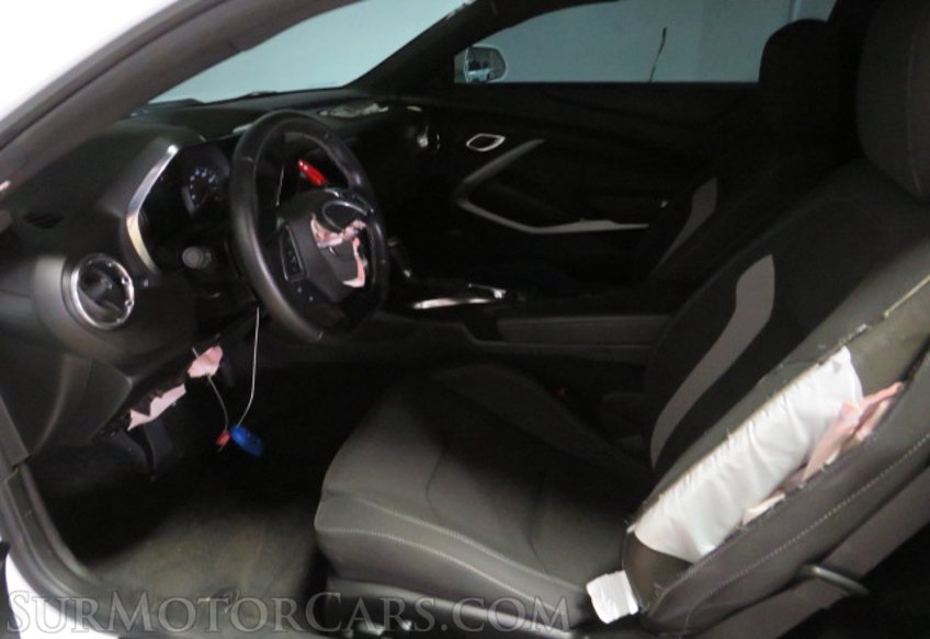 2021 Chevrolet Camaro - Image 20