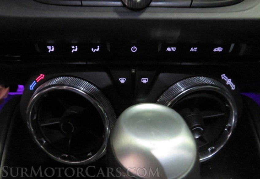 2021 Chevrolet Camaro - Image 34