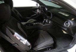 2021 Chevrolet Camaro - Image 21