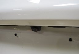 2021 Chevrolet Camaro - Image 15